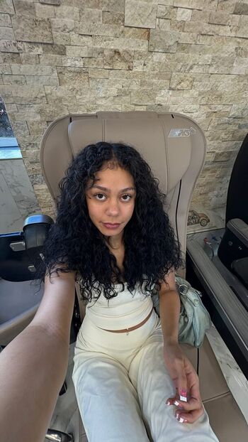 Full leaked Karrahbooo private photo