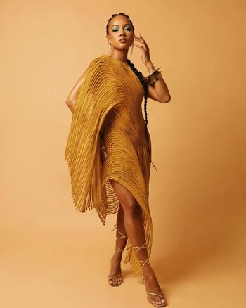 Full leaked Karrueche private photo