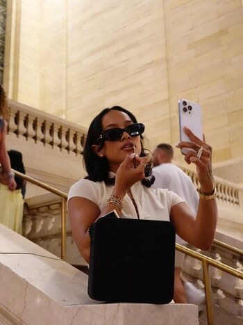 Full leaked Karrueche private photo