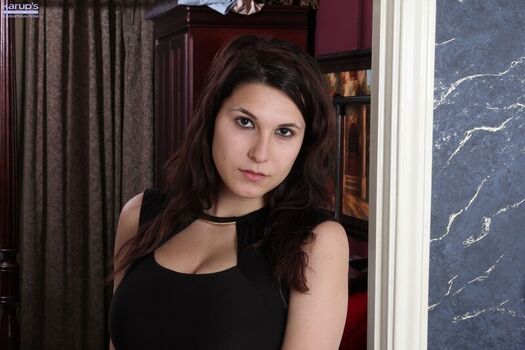 Full leaked Karups private photo