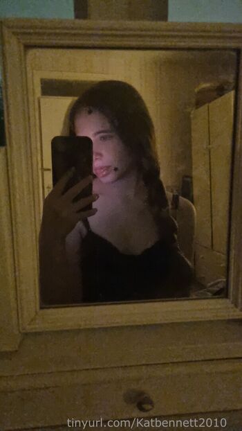 Full leaked Katbennett private photo