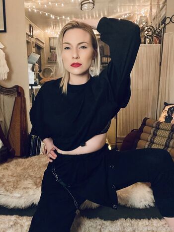 Full leaked Kate elliot private photo