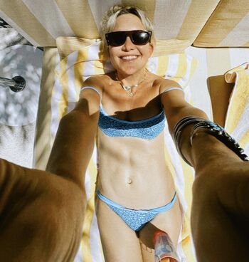 Full leaked Kate hudson private photo