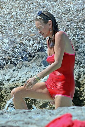 Full leaked Kate moss page private photo
