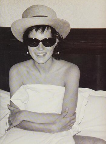 Full leaked Kate moss private photo