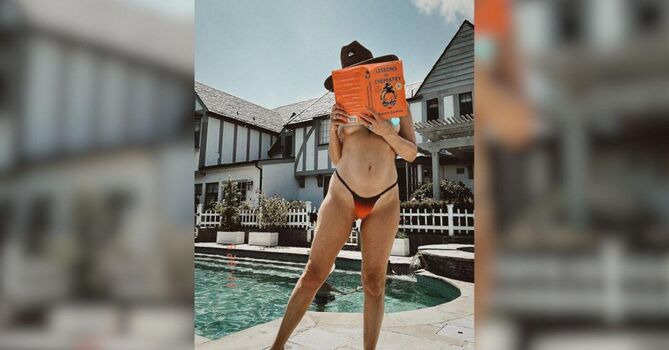Full leaked Katehudson private photo