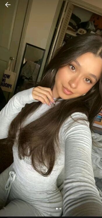 Full leaked Katerbutt private photo