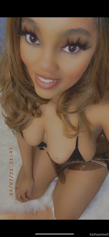 Full leaked Katheartwell private onlyfans photo