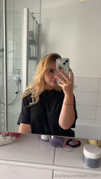 Full leaked Kathi private photo