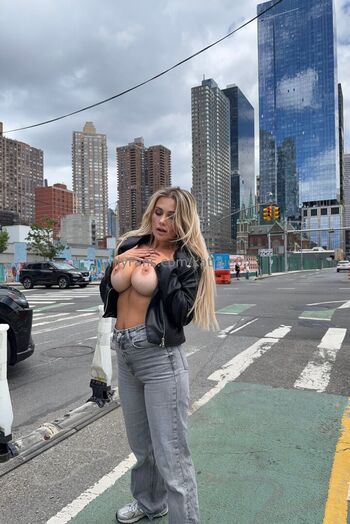 Full leaked Kathiie private photo