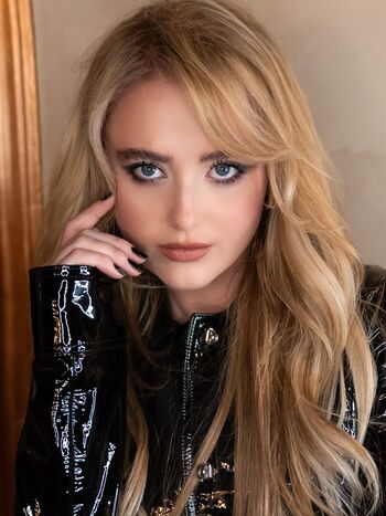 Full leaked Kathrynton private photo