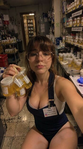 Full leaked Katie elizzy bugs private photo