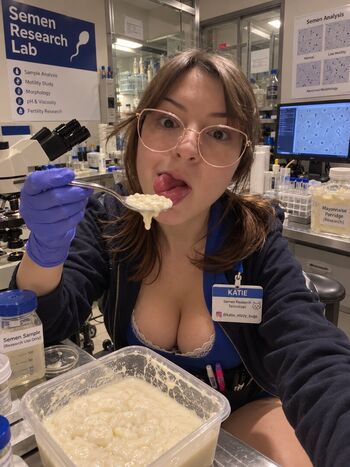 Full leaked Katie elizzy bugs private photo
