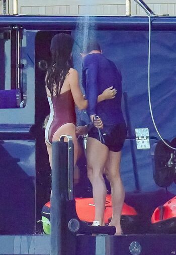 Full leaked Katy perry private photo