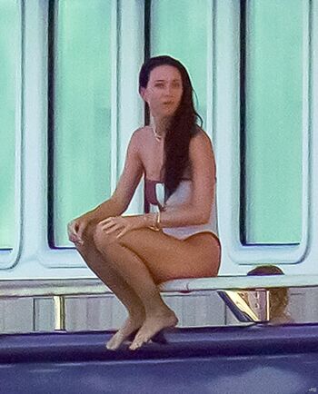Full leaked Katy perry private photo
