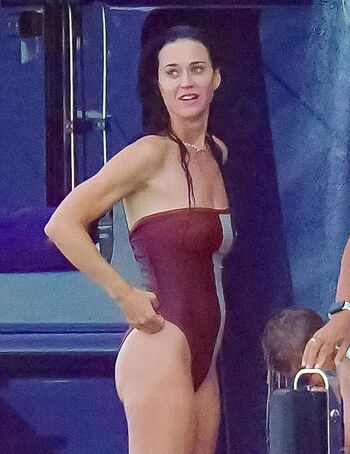 Full leaked Katy perry private photo