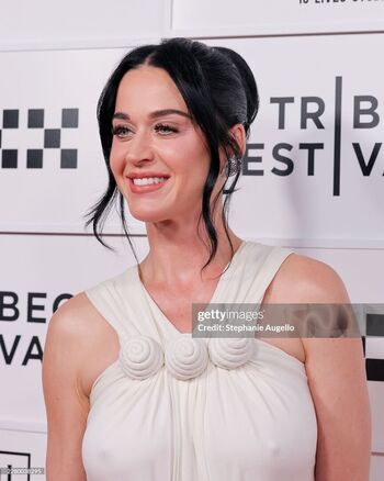 Full leaked Katy perry private photo