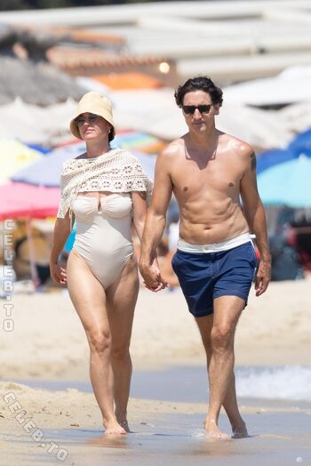 Full leaked Katy perry private photo