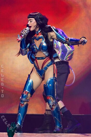 Full leaked Katy perry page private photo