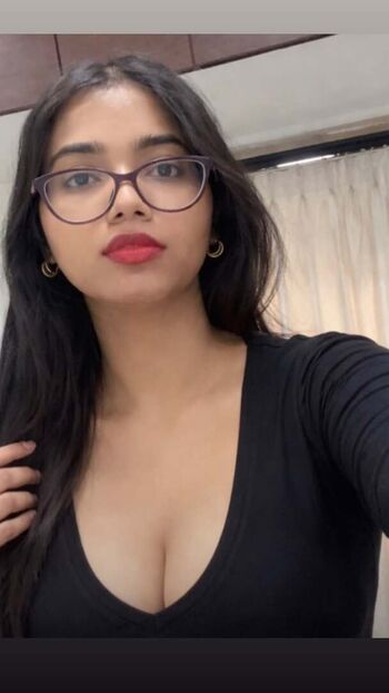 Full leaked Kaulini private photo