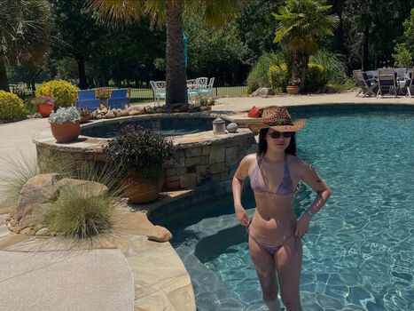 Full leaked Kayla vy page private photo