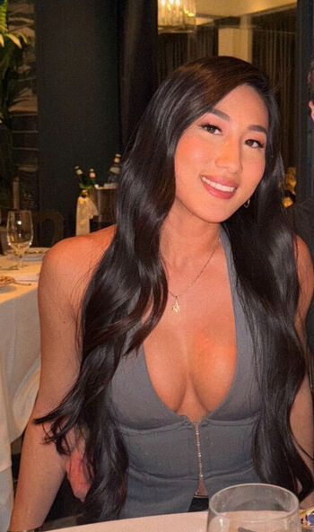 Full leaked Kayla vy page private photo