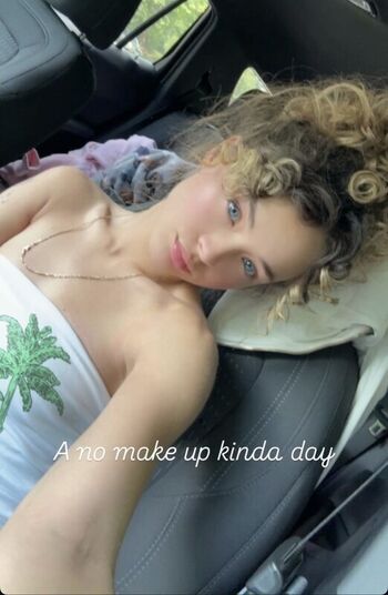 Full leaked Kayleeterrerooo private photo