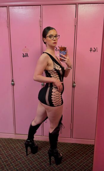 Full leaked Kaymss private photo