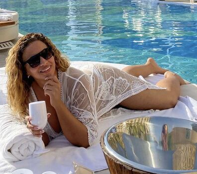 Full leaked Kayna samet page private photo