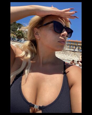 Full leaked Kayna samet private photo
