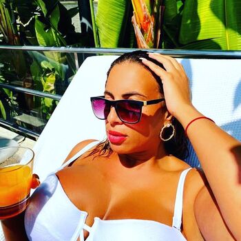 Full leaked Kayna samet private photo