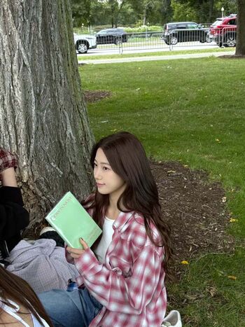 Kazuha Nakamura 中村 一葉