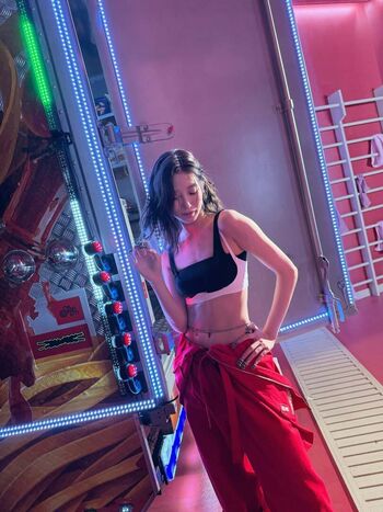 Kazuha Nakamura 中村 一葉