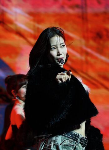 Kazuha Nakamura 中村 一葉