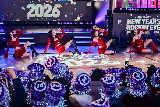 Kazuha Nakamura 中村 一葉