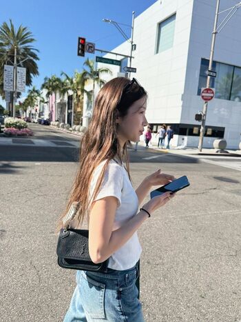 Kazuha Nakamura 中村 一葉