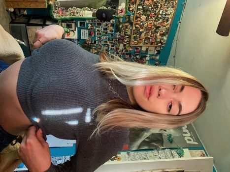 Full leaked Kelliconlon private photo