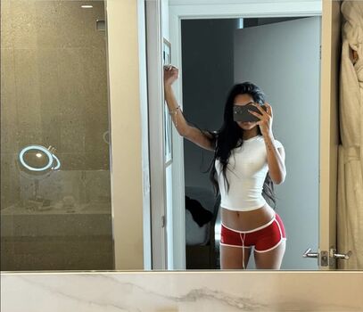 Full leaked Kelliexny private photo