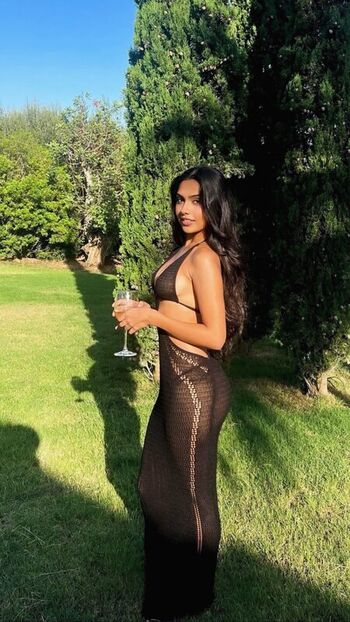 Full leaked Kelliexny private photo