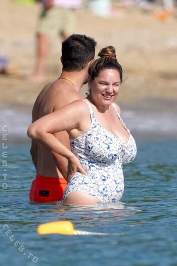 Full leaked Kelly brook private photo