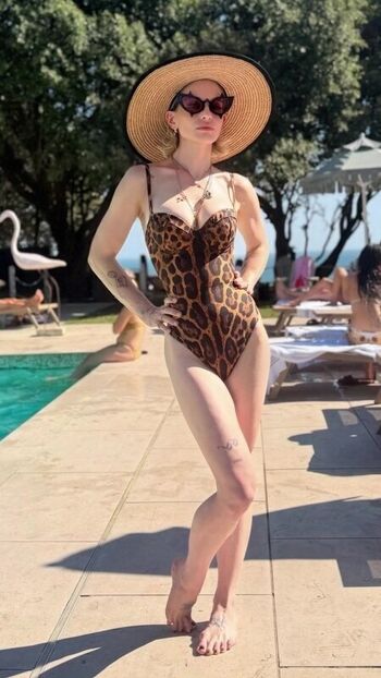Full leaked Kelly osbourne page private photo