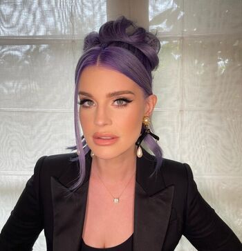 Full leaked Kelly osbourne private photo