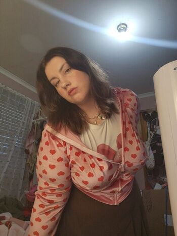 Full leaked Kellygotchi private photo