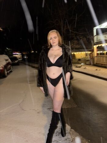 Full leaked Kelsey grey private photo