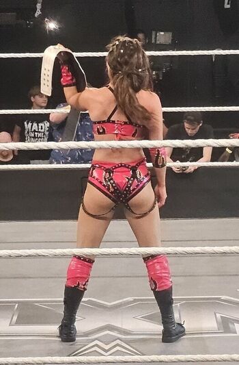 Full leaked Kendal grey private photo