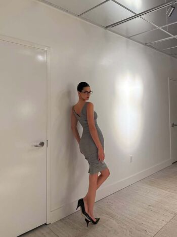 Full leaked Kendall jenner  page private onlyfans photo