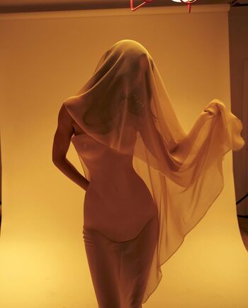 Full leaked Kendall jenner  page private photo