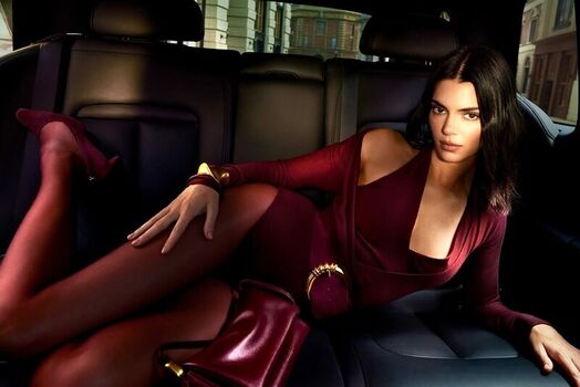Full leaked Kendall jenner page private photo