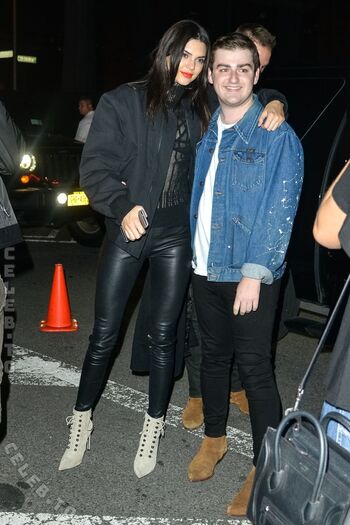 Full leaked Kendall jenner page private photo