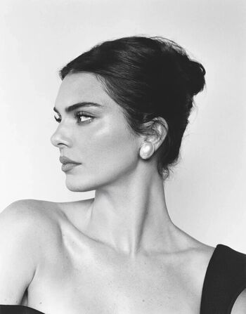 Full leaked Kendall jenner  page private photo